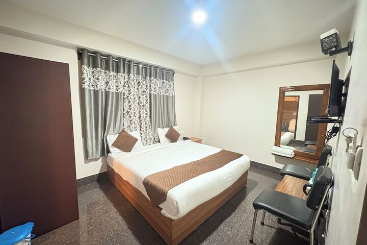 Room 14 of 48