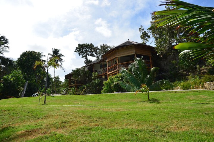 Hotel Exterior 59 of 67