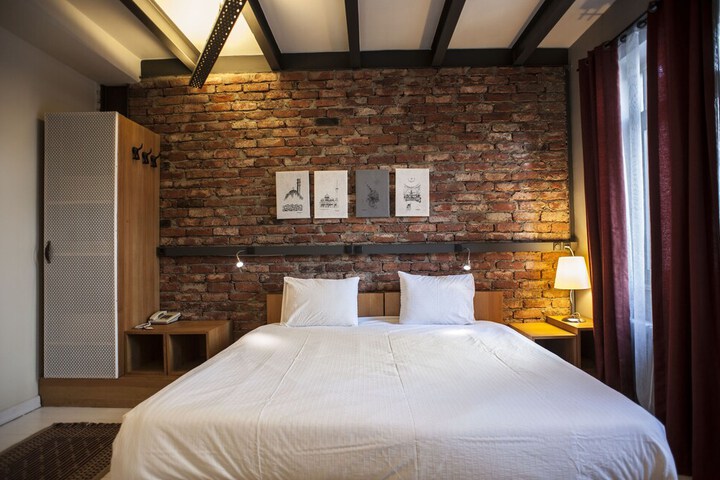 Room 21 of 73