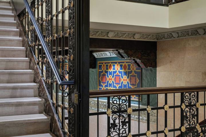 Hotel Interior 7 of 94