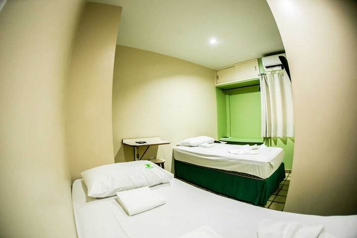 Room 2 of 5