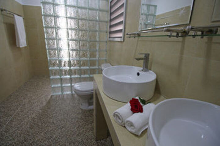 Room 2 of 51
