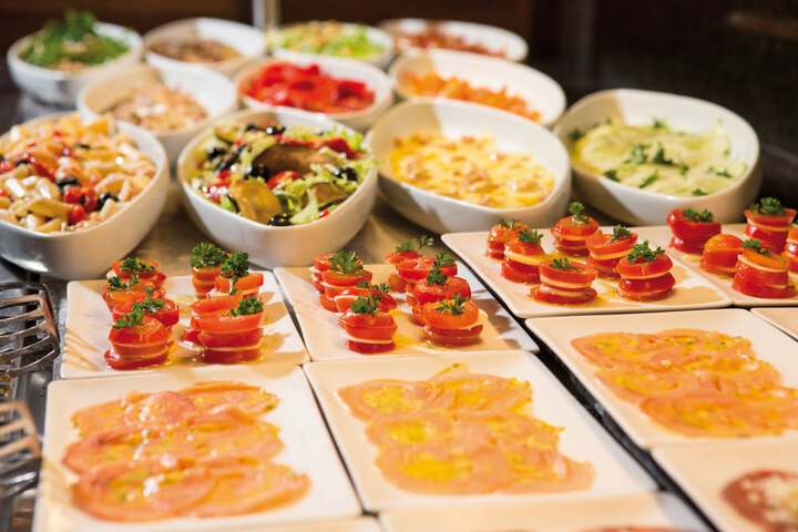 Dining 101 of 117