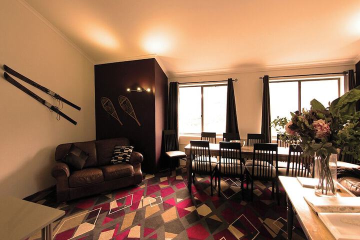 Room 17 of 34