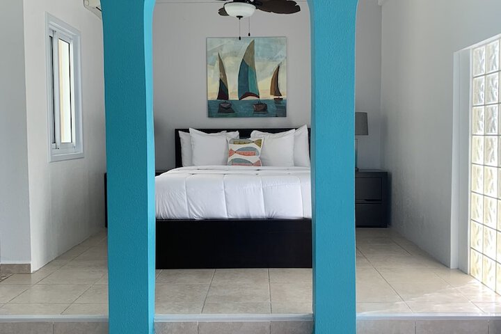 Room 2 of 51