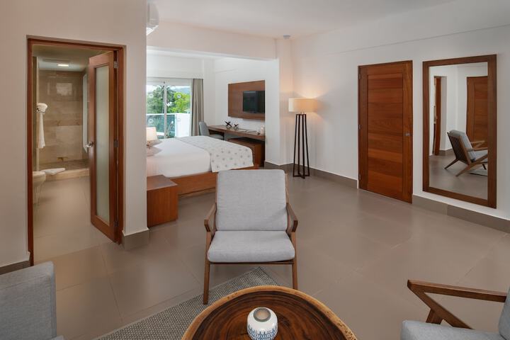 Room 25 of 71