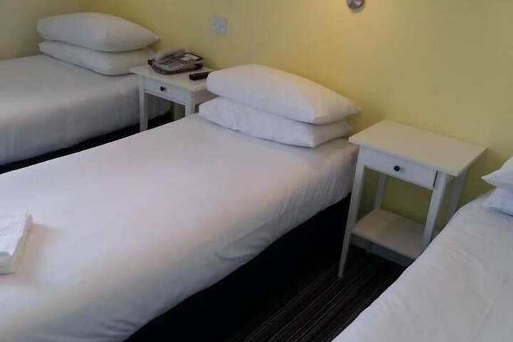 Room 53 of 113