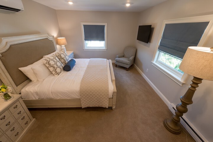 Room 8 of 58
