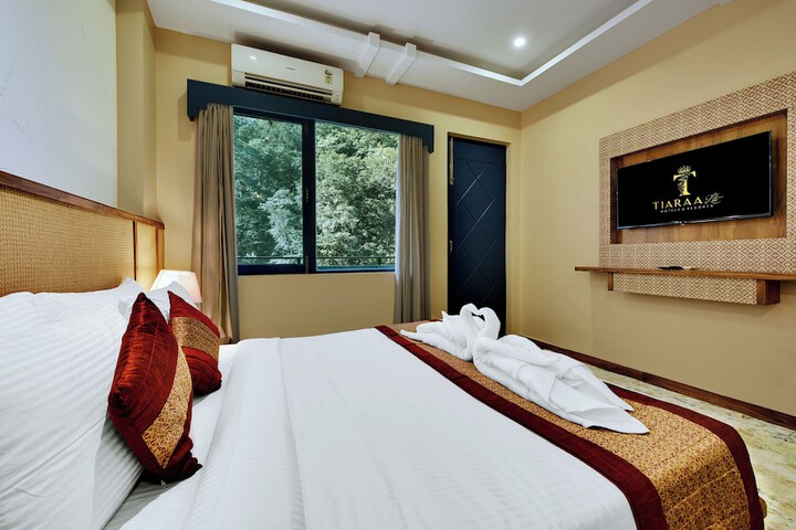 Room 13 of 49