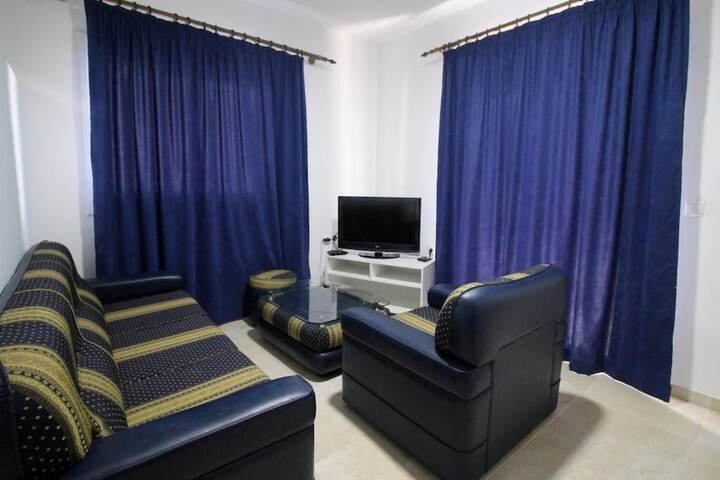 Room 5 of 6