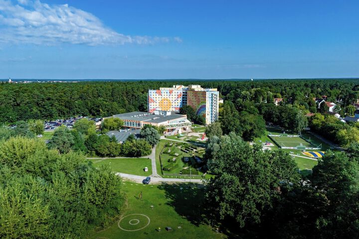 Hotel 98 of 100