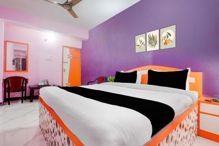 Hotel O The Triotel Inn