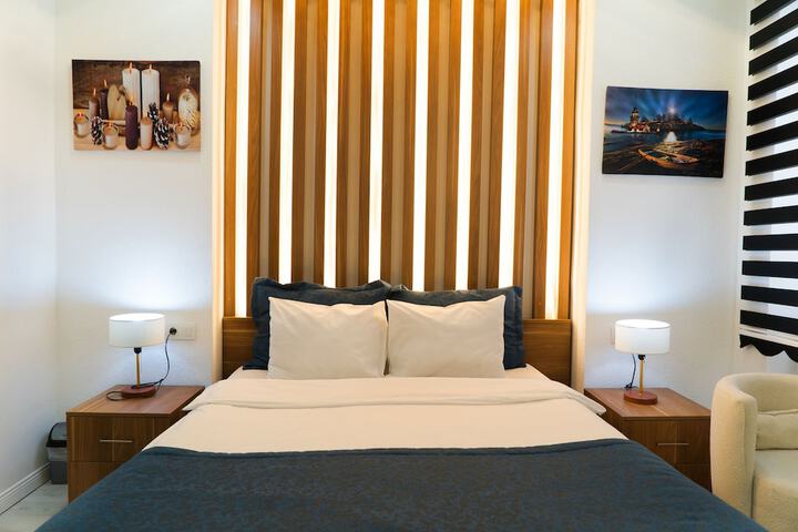 Room 10 of 50