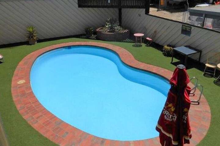 Pool Hotel