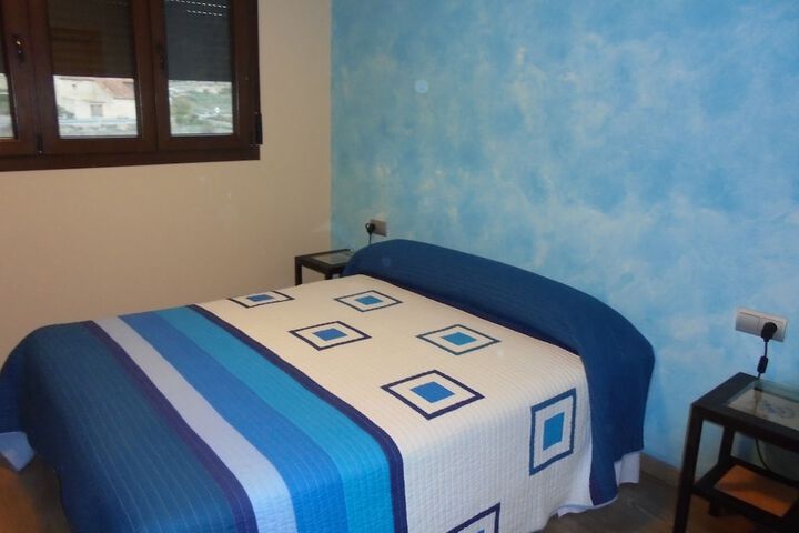 Room 4 of 4
