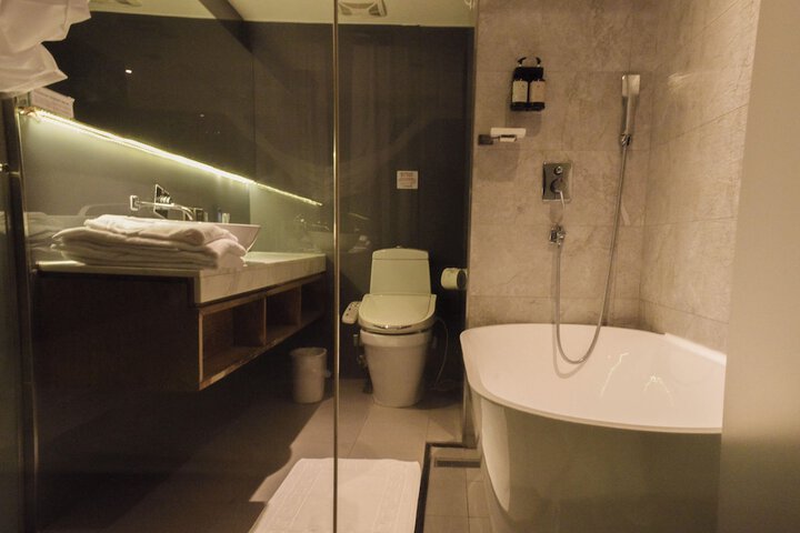 Room 18 of 41