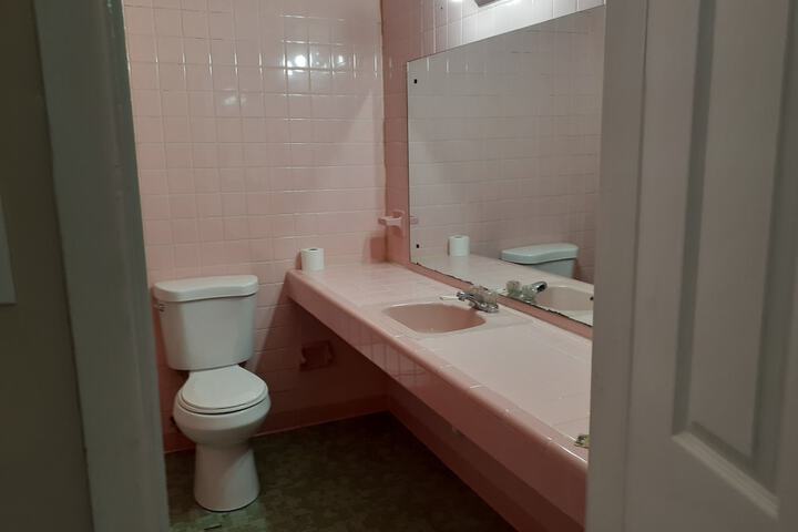 2 Queen Beds (4 of 9)