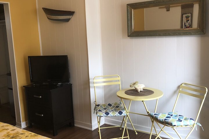 Room 3 of 30