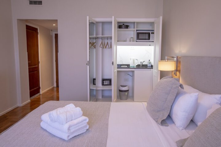 Room 11 of 21