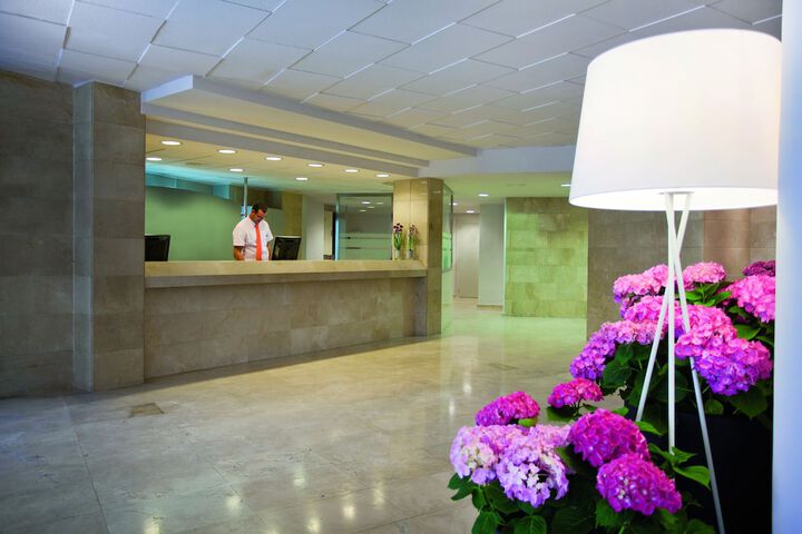 Hotel 3 of 64
