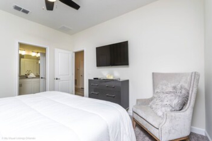 Room 40 of 53