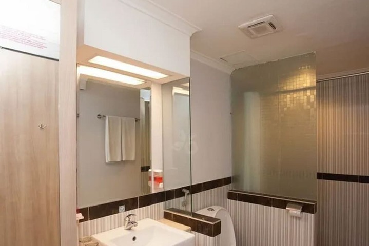 Bathroom Interior Photo