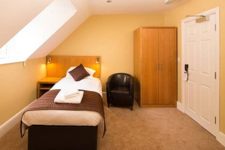 Room 7 of 47