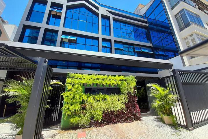 BAMBINA HOTEL -Adultos Somente