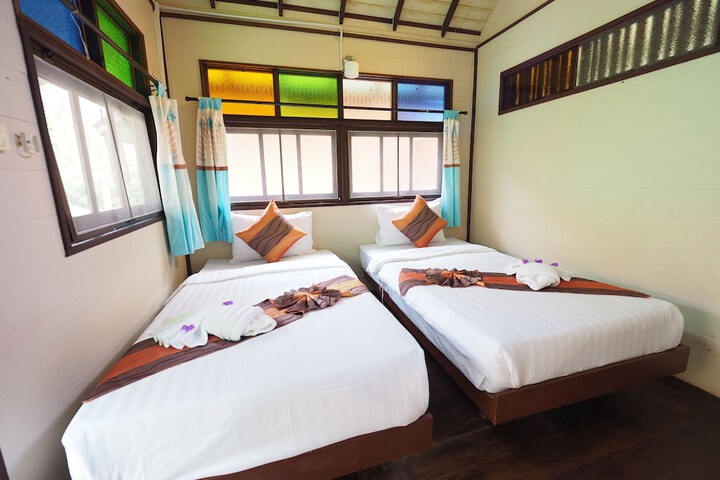 Room 27 of 52