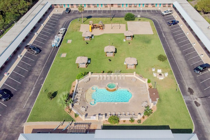 Image of Shark Reef Resort Motel & Cottages