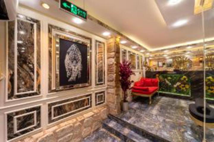 Hotel Interior 7 of 23