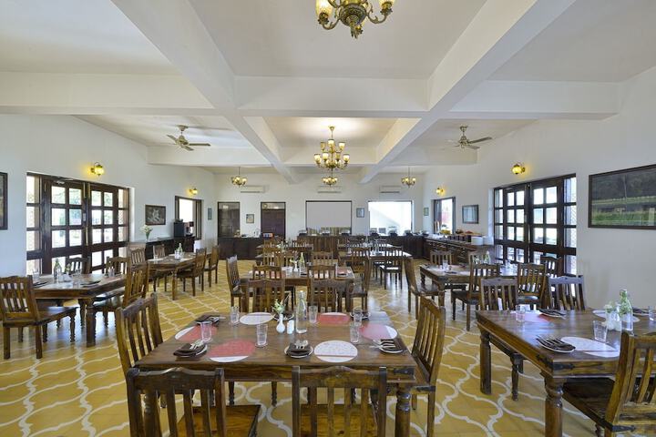 Dining 74 of 115