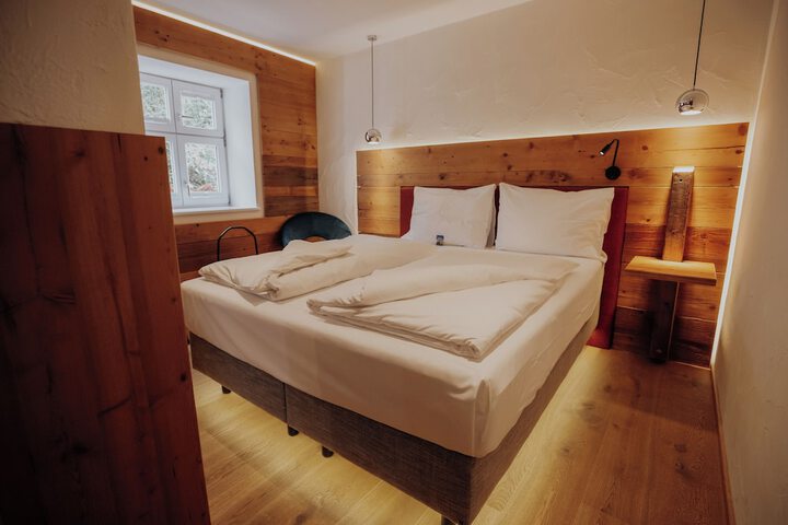 Room 25 of 64