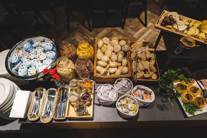 Dining 91 of 108