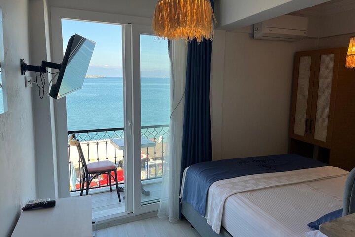 Room 27 of 58