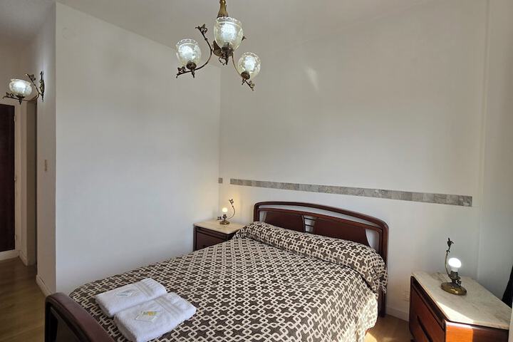 Room 32 of 92