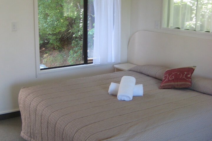 Room 2 of 53