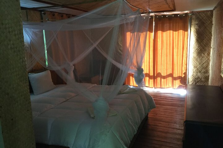 Room 2 of 34