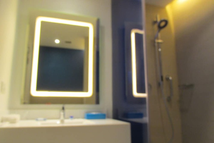 Room 16 of 49