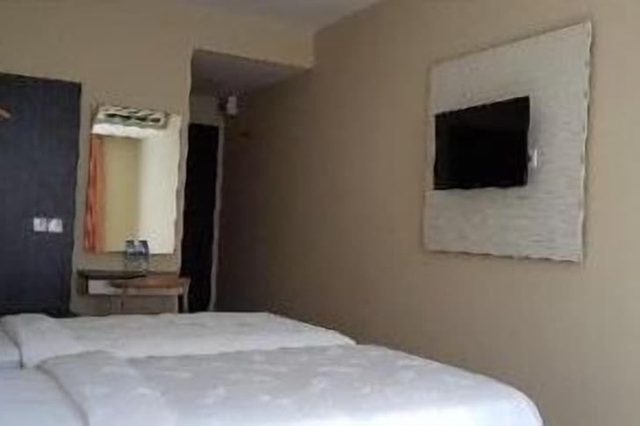 Room 26 of 49