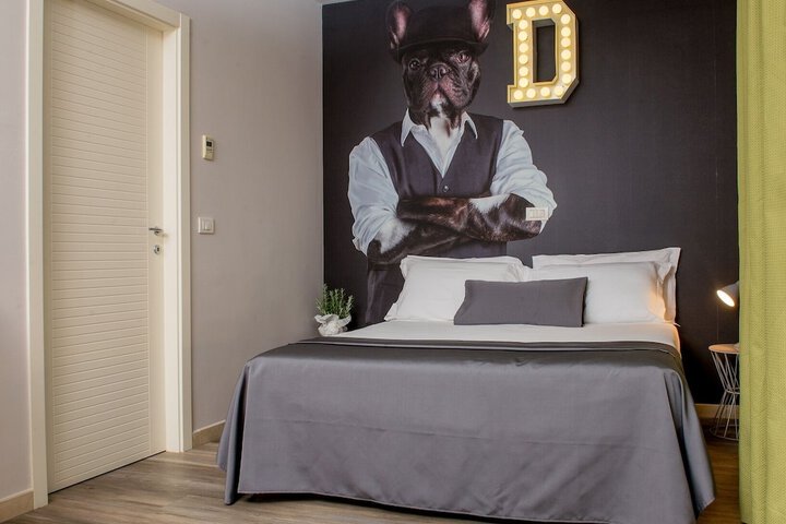 Room 13 of 62