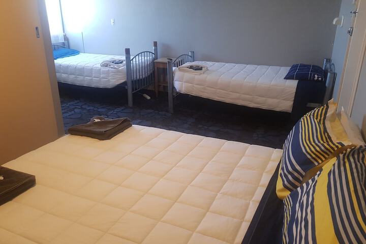 Room 18 of 27