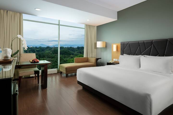 Room 6 of 47