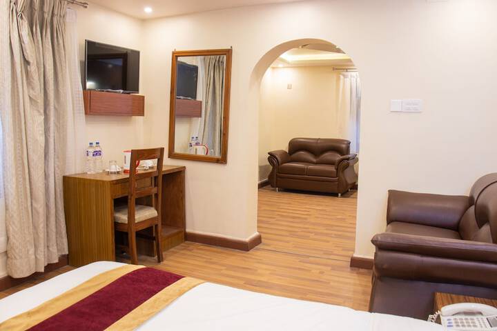 Room 11 of 22
