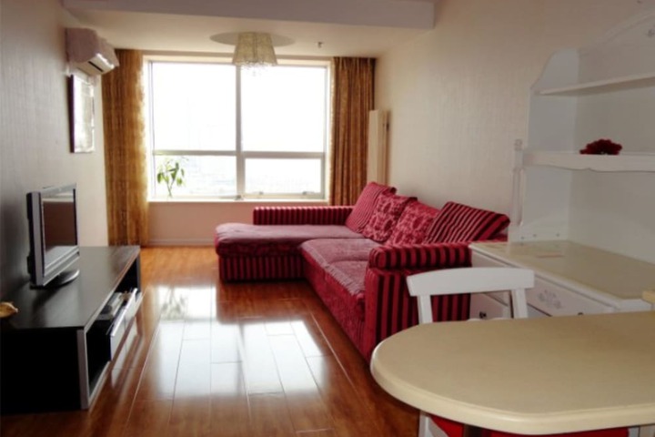 Room 4 of 68