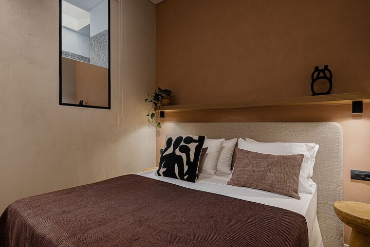 Room 17 of 72