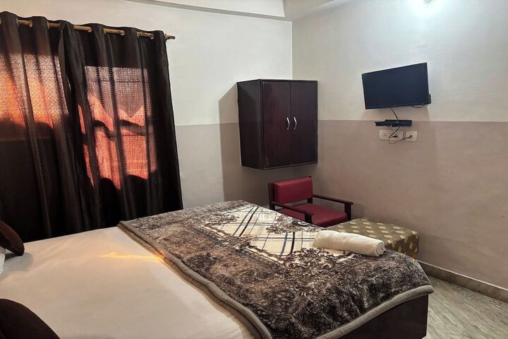Room 19 of 39