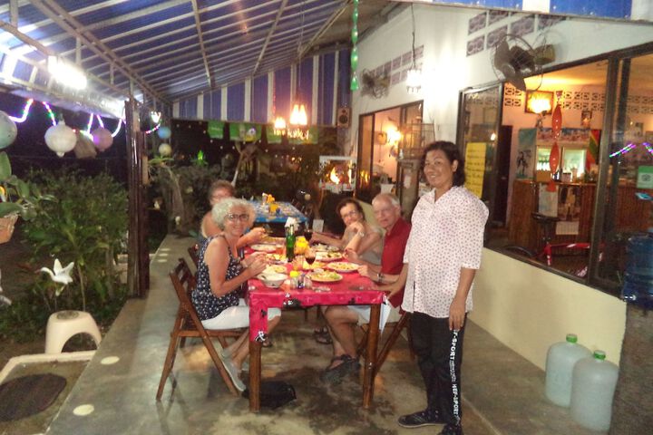 Dining 82 of 104