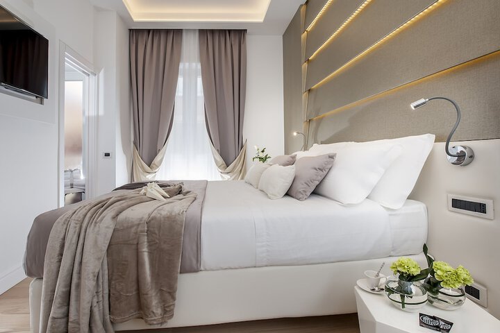 Room 7 of 36