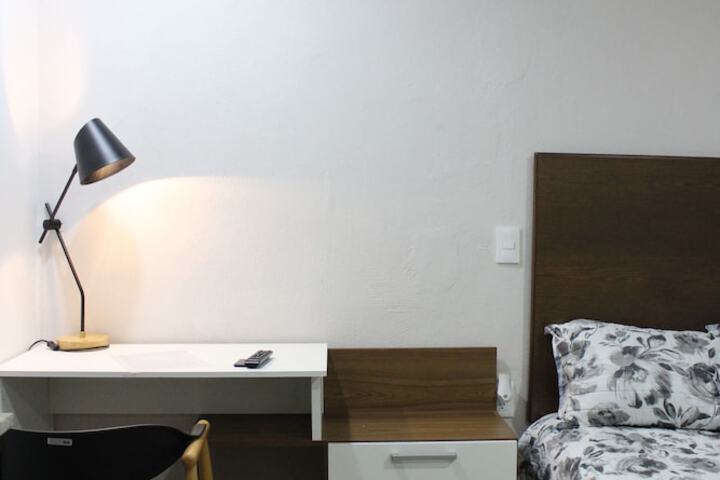 Room 38 of 146